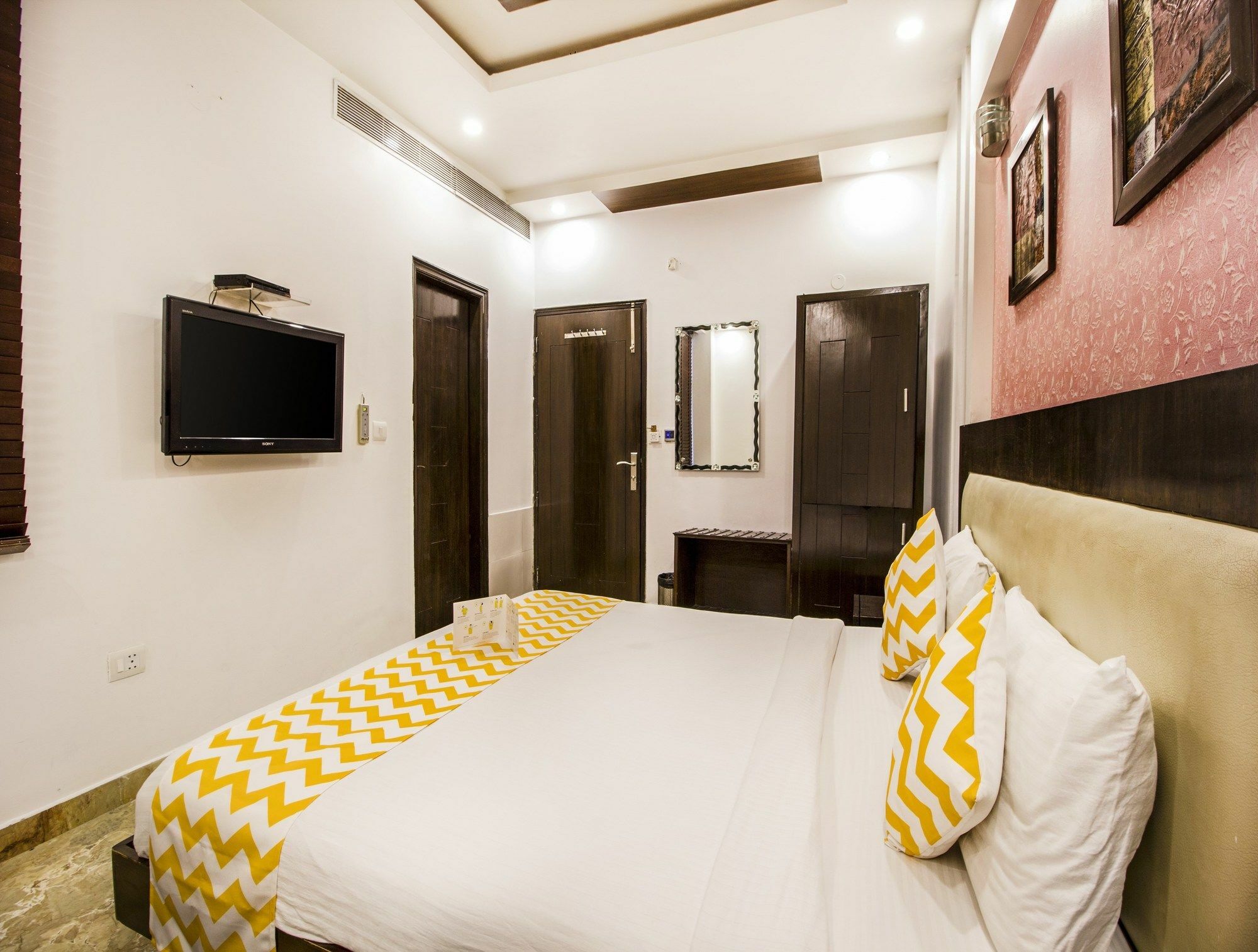 Fabhotel Sehej Inn New Delhi Exterior photo